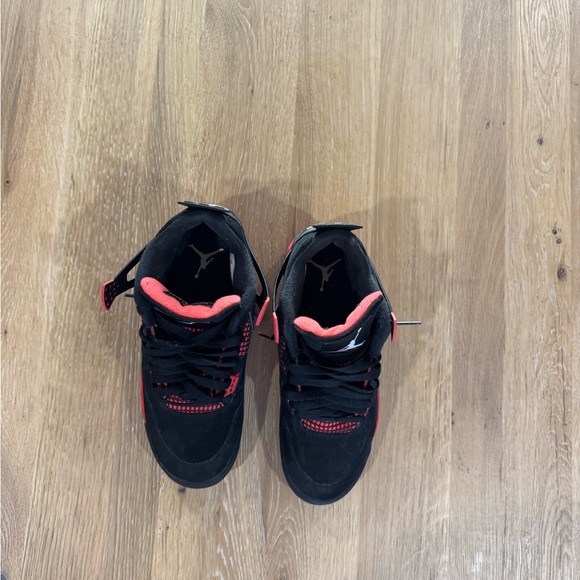 Jordan Black and Red Sneakers - Picture 4 of 6